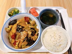 -轻蔬不用等·素食(江苏路店)