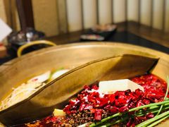 -沸炉重庆老火锅(军事博物馆店)