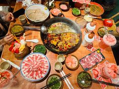 -周小明火锅(黑金冠社区店)