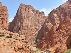 -天山神秘大峡谷