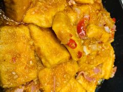 蒜香火腿包浆豆腐-云海肴·汽锅鸡·云南菜(天山百盛优客店)