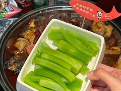 -辣尚瘾·烤鱼·新川菜(交大直营店)