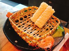 -湊湊火锅·茶憩(杭州湖滨银泰in77店)