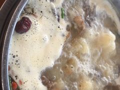 -亿诣蝎府炸酱面羊蝎子火锅(酷车小镇店)