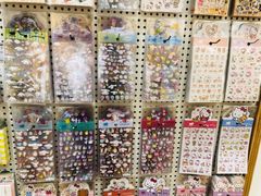 -猫的天空之城概念书店(印象城购物中心店)