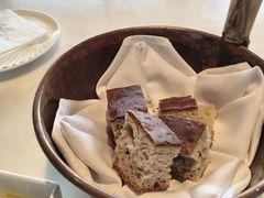 餐前面包佛卡夏-大八江景意大利西餐厅LargeEight Italy Restaurant(1862时尚艺术中心店)