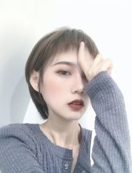 -BULB STUDIO 巴柏明星发型工作室