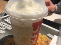 雪顶咖啡-肯德基(湾畔店)