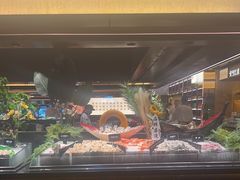 -钱小奴海鲜自助黑金店(杭州滨江龙湖店)