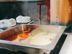 -海陆红火锅(汉兴路店)