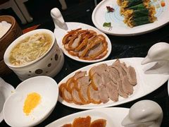 精品烤鸭-皇城根·烤鸭·鱼头·家常菜(欧亚大观乐活城店)