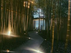 -穹六人间 people 6(岳阳路店)