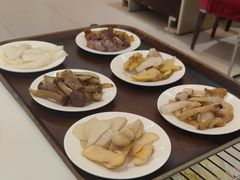 -天宜隆蘑菇宴火锅(石景山旗舰店)