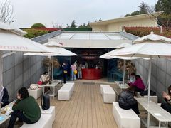 门面-UNI UNI(环亚凯瑟琳店)