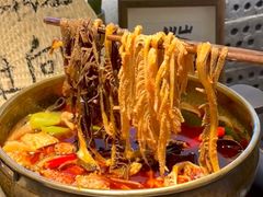 -毛肚向右·川渝毛肚王(经开永旺店)