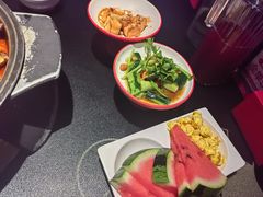 -辣尚瘾·烤鱼·新川菜(牡丹园直营店)