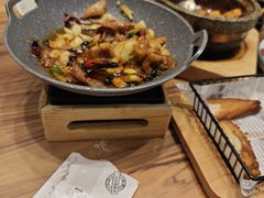 -九转小磨·非遗东北菜(万达广场店)