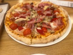 -城市大道红炉披萨烘焙坊