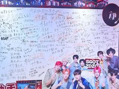 -季季红火锅(长沙步行街店)