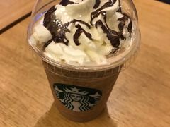 -星巴克臻选(威海威高广场店)