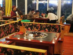-田家大院东北农家菜铁锅炖(西安总店)