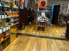 -VENCHI 闻绮(上海佛罗伦萨小镇店)