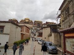 -噶丹松赞林寺