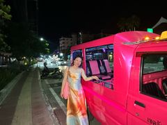 -Naughty Nuri’s Phuket