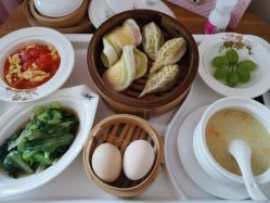 -菁幼月子会所(儿童医院店)