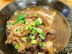 尊品招牌牛肉面-尊品原汁牛肉面