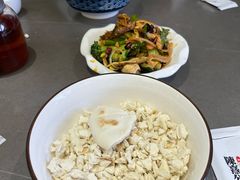 -陈熹公民族美食文化餐厅(中华广场店)