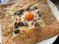 鸡蛋蘑菇熏肉荞麦可丽饼-RAC BAR(安福路店)