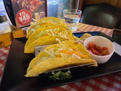 -鲨鱼美式餐厅酒吧Sharky