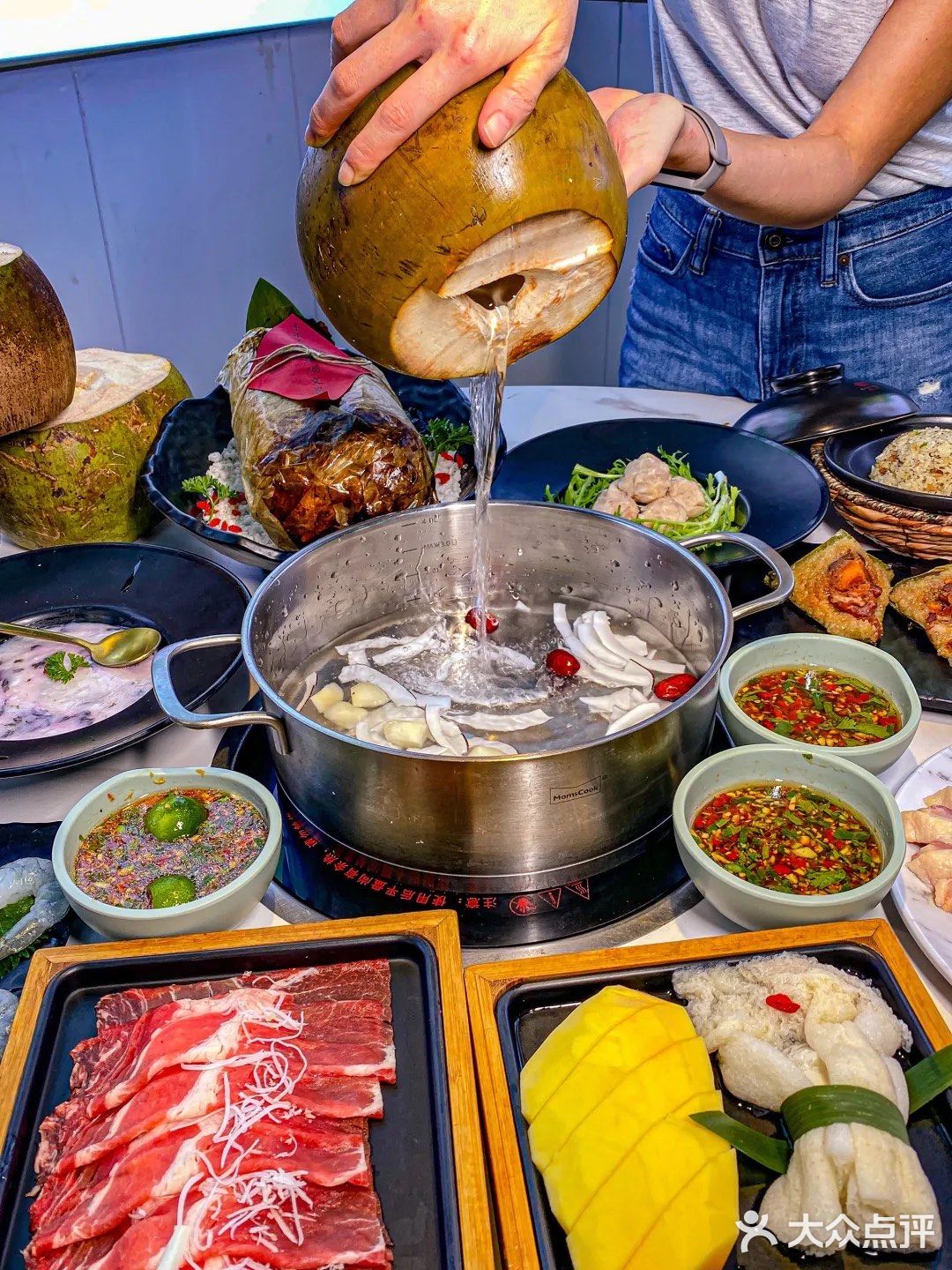 坐飞机1200公里来三亚就为这一口........