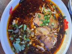 招牌卤肉担担面-十一街幺鸡成都担担面(悠方店)