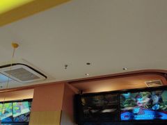 -小鱼小牛·鱼牛干锅·脆鱼火锅(世欧广场店)