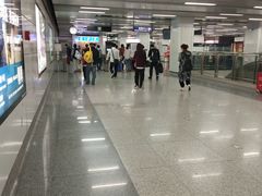 -闸弄口(地铁站)