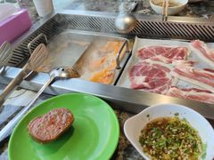 -新艺自助美食城(中山路店)