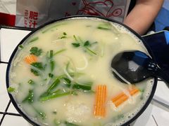 -肥汁米蘭香港米线(长宁来福士店)