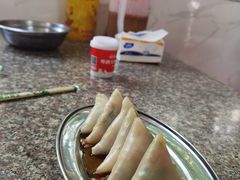 -洲心街道青联村镜记烧肉