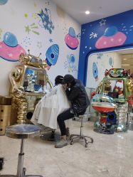 -SoSweet香港专业儿童美发沙龙(IFS国际金融店/春熙路店)