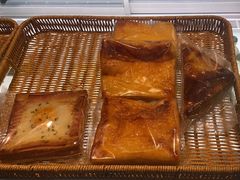 -YOLO COFFEE(深房广场店)