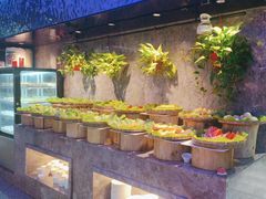 -曼格活海鲜·牛排自助(光明蓝鲸店)