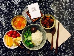 胡同食堂-蜗牛小馆醉乡民谣云南菜(惠新西里店)