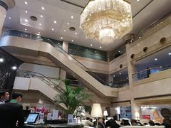 -上海齐鲁万怡大酒店·辣椒屋咖啡厅