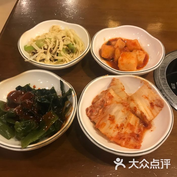 首尔宫廷参鸡汤图片