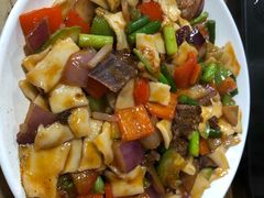 -陇上全荟兰州传统牛肉面(延吉路店)