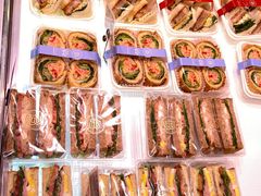 -巴黎贝甜(大宁国际商业广场店)