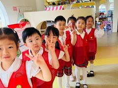 -上海青草地幼儿园