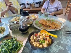 -天天向上素食餐厅(五台山店)